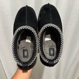 Ugg Platform slippers